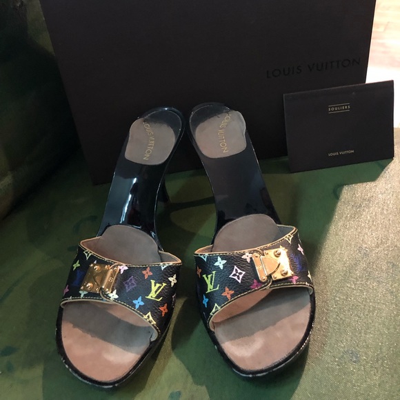 Louis Vuitton Sandals - Picture 2 of 8